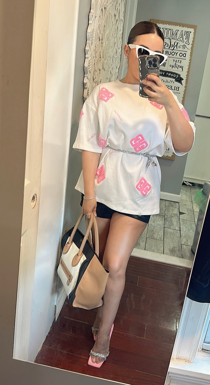 OVERSIZED GIGI T-SHIRT